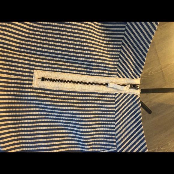 J Crew: The Pencil Skirt - Picture 3 of 5